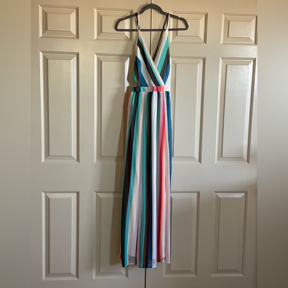 NWT Express Striped Surplice Lace-Up Back Maxi Dress in Multicolor Stripe - Picture 10 of 14